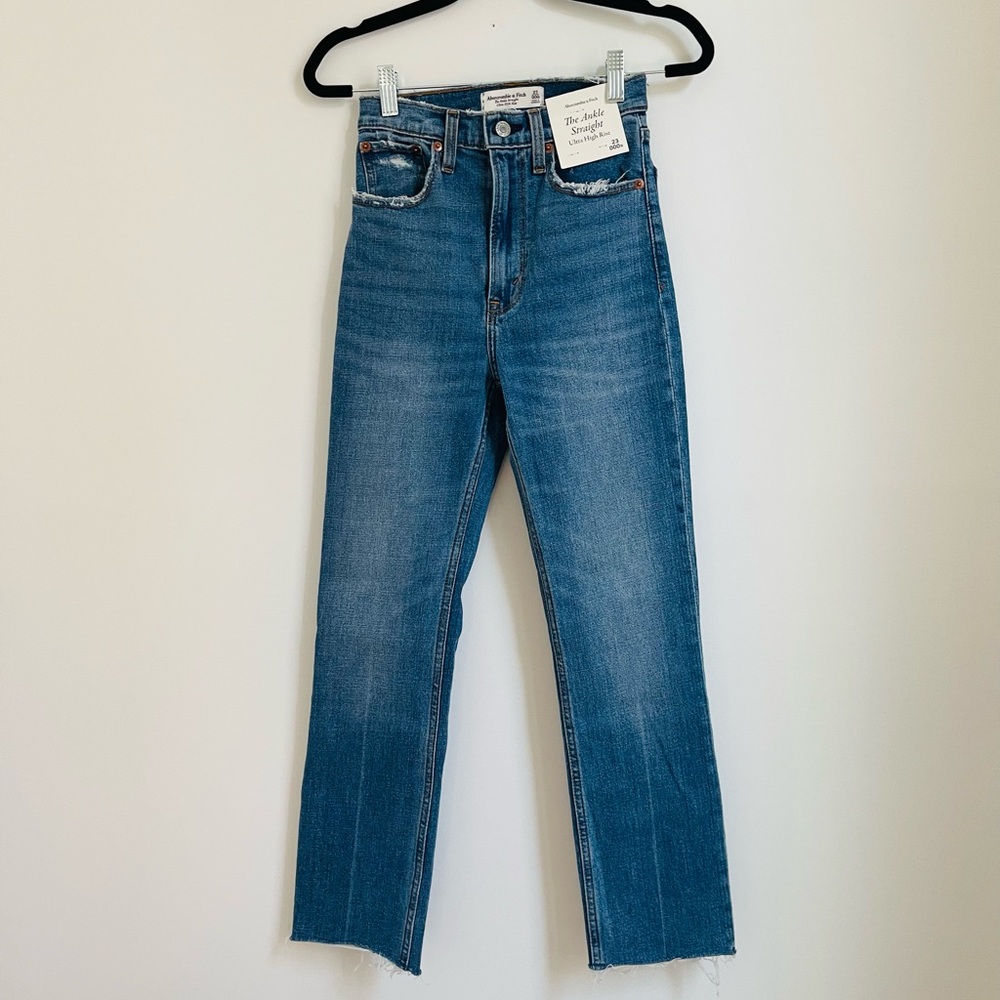 Abercrombie & Fitch Ultra High Rise Ankle Straight Jeans